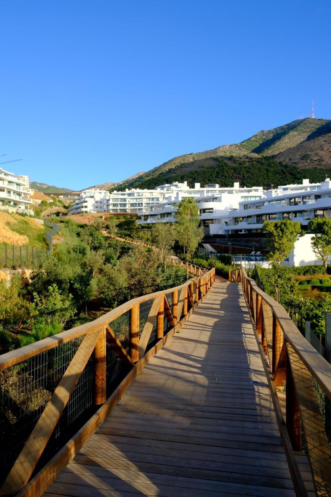 Amazing West-Facing 3 Bed Apartment With Sea And Marina Views In Higueron West Málaga Buitenkant foto