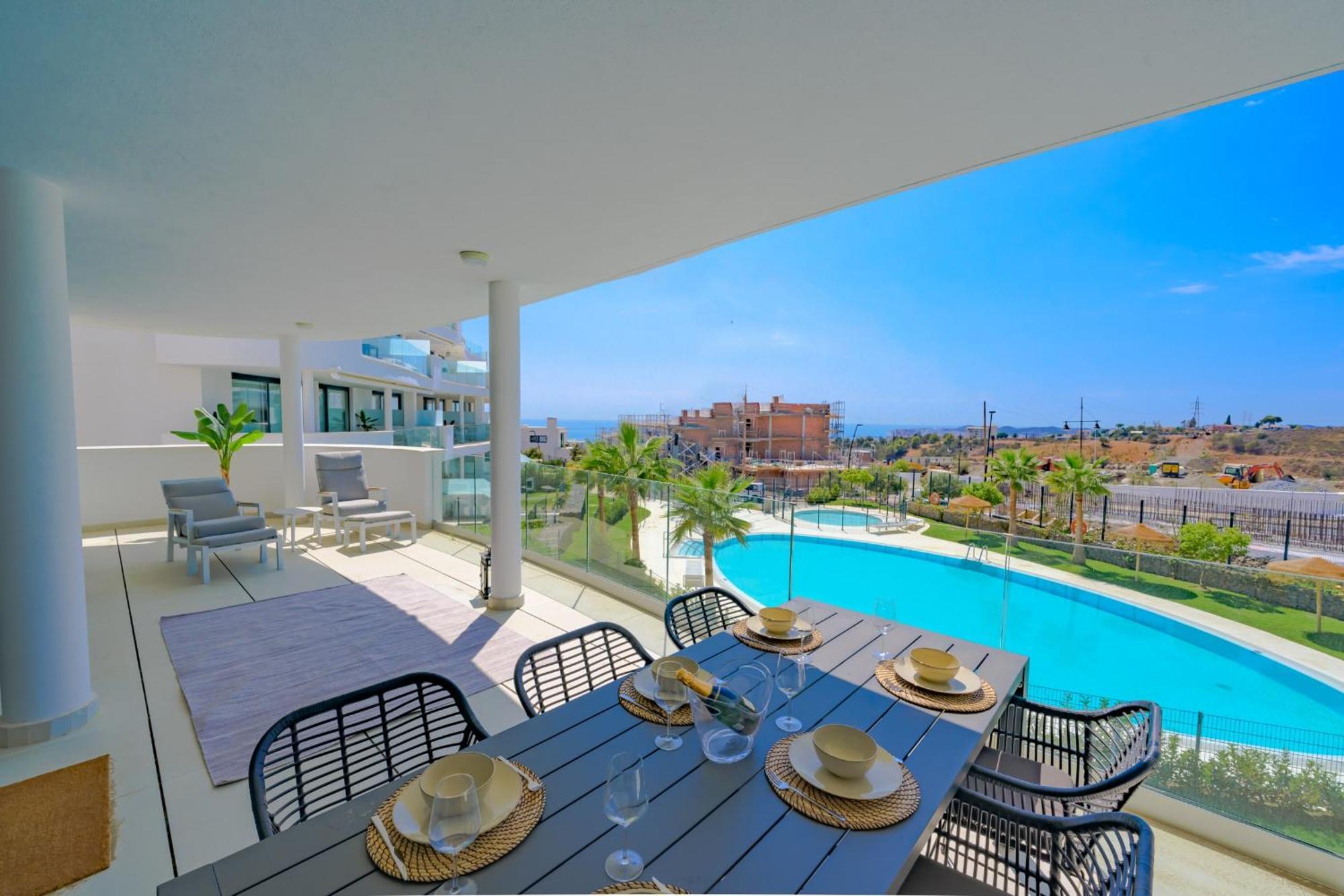 Amazing West-Facing 3 Bed Apartment With Sea And Marina Views In Higueron West Málaga Buitenkant foto